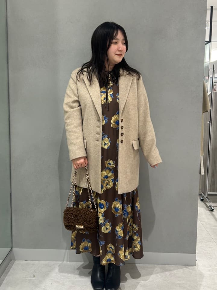 Vinのヴィンテージフラワープリントワンピースを使ったコーディネートを紹介します。｜Rakuten Fashion(楽天ファッション／旧楽天ブランドアベニュー)6528715