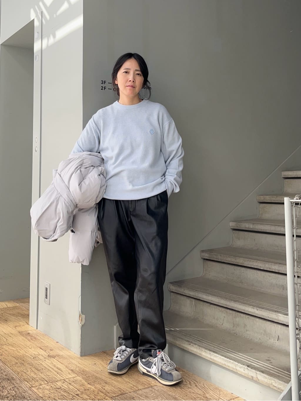 TAKEO KIKUCHIの【Air Palette Knit】ワンポイント カラーニット プルオーバーを使ったコーディネートを紹介します。｜Rakuten Fashion(楽天ファッション／旧楽天ブランドアベニュー)6530687