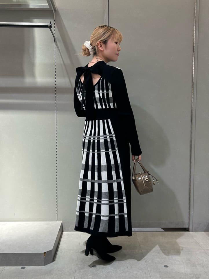 Vinのフェイクムートンビッグカラージャケットを使ったコーディネートを紹介します。｜Rakuten Fashion(楽天ファッション／旧楽天ブランドアベニュー)6533538