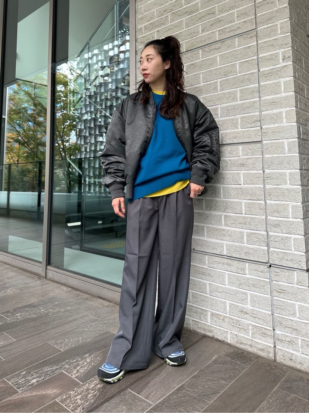 TAKEO KIKUCHIの【Air Palette Knit】ワンポイント カラーニット プルオーバーを使ったコーディネートを紹介します。｜Rakuten Fashion(楽天ファッション／旧楽天ブランドアベニュー)6536942
