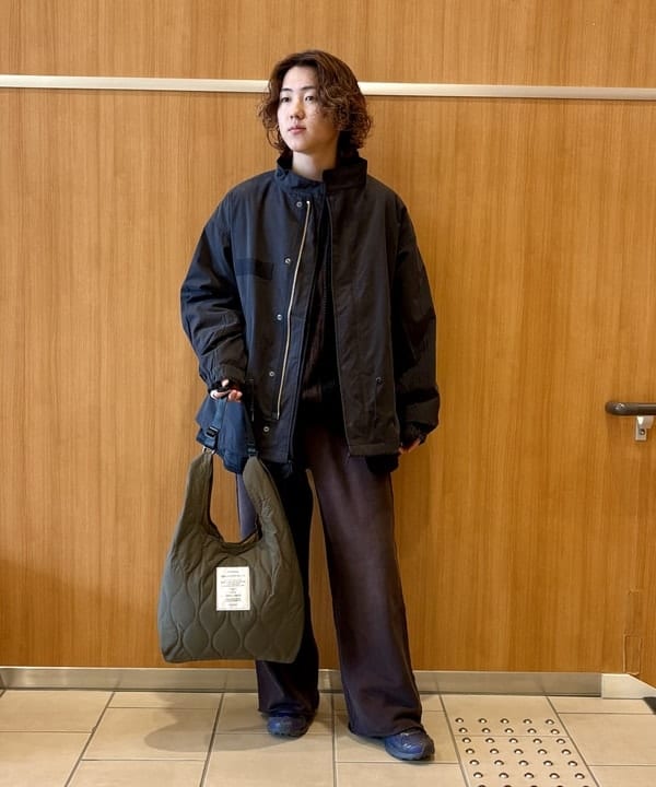 BEAMS HEARTのミニタリー キルト ハンドバッグを使ったコーディネートを紹介します。｜Rakuten Fashion(楽天ファッション／旧楽天ブランドアベニュー)6539019