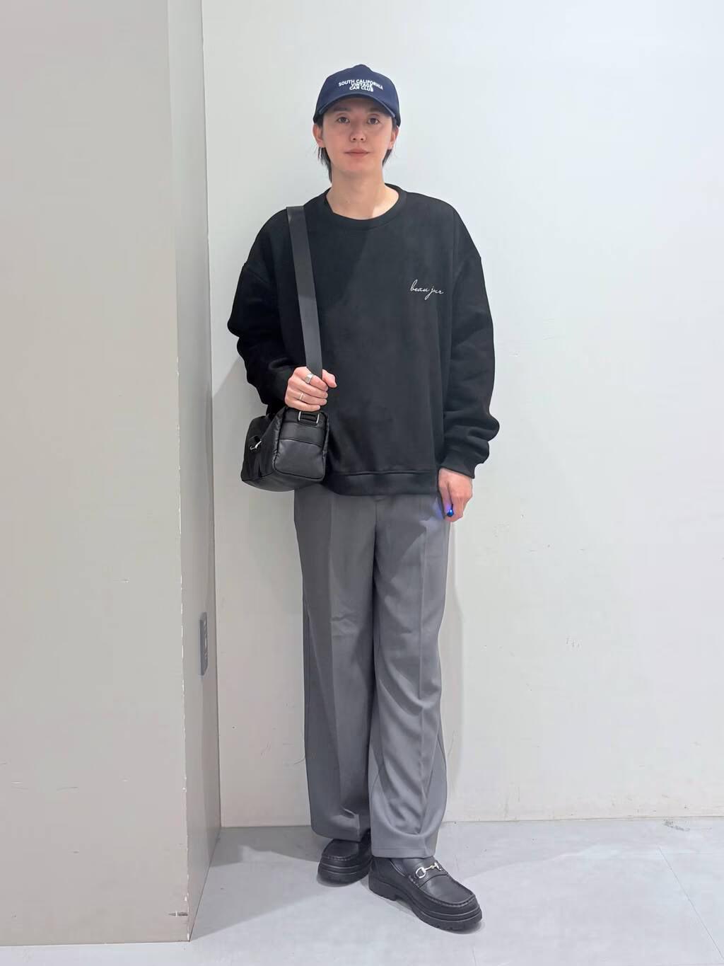 LAKOLEのバック刺繍スエードボアプルオーバーを使ったコーディネートを紹介します。｜Rakuten Fashion(楽天ファッション／旧楽天ブランドアベニュー)6541381