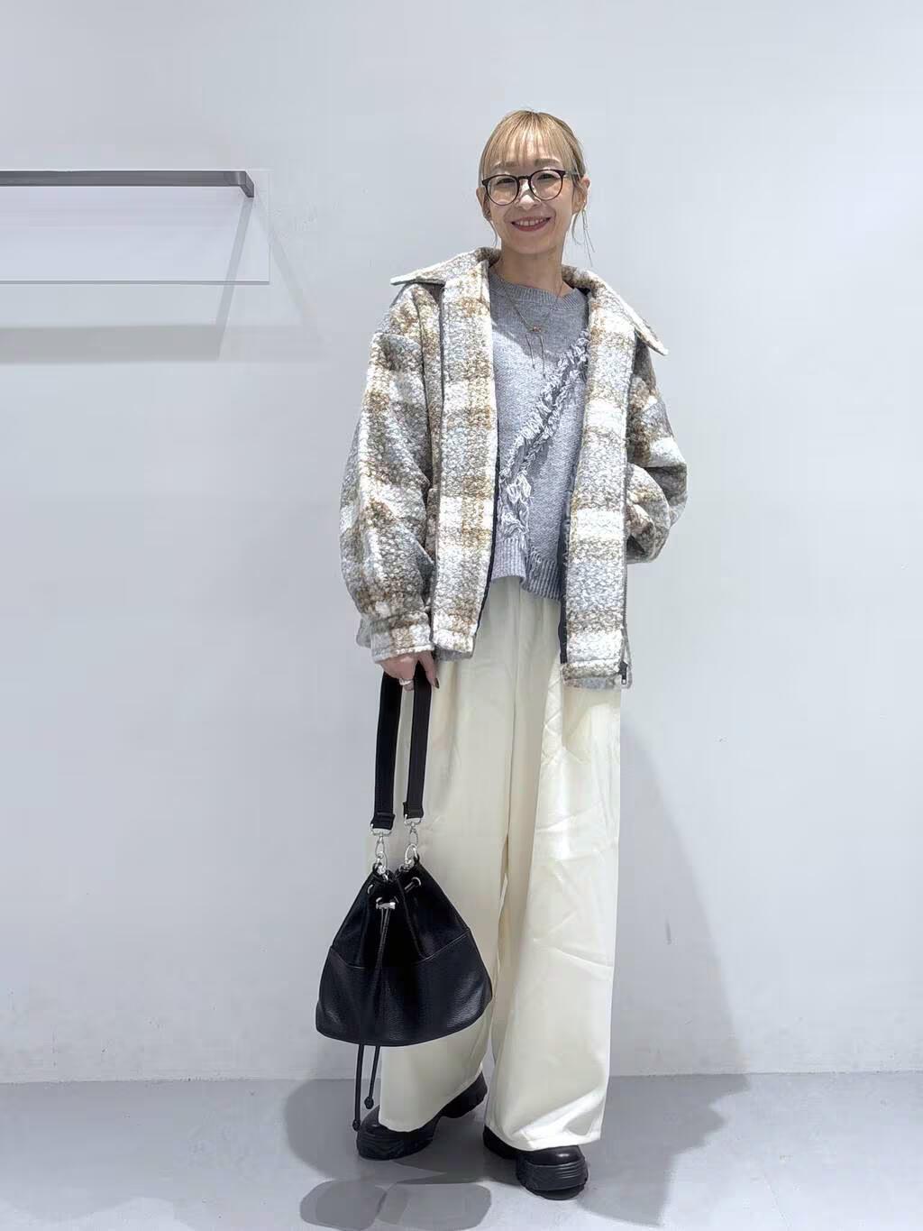 LAKOLEのブークレZIPブルゾンを使ったコーディネートを紹介します。｜Rakuten Fashion(楽天ファッション／旧楽天ブランドアベニュー)6541438