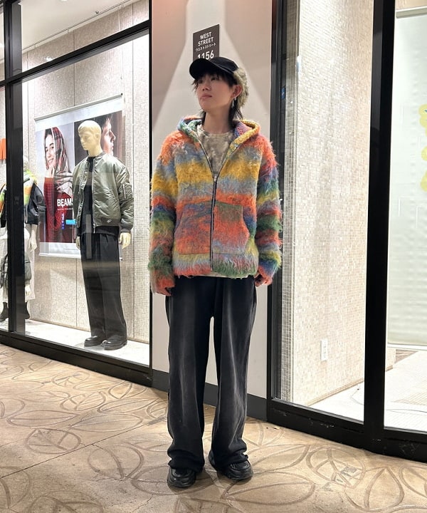 BEAMS HEARTのBEAMS HEART / イヤー ファー コーデュロイ キャップを使ったコーディネートを紹介します。｜Rakuten Fashion(楽天ファッション／旧楽天ブランドアベニュー)6542216