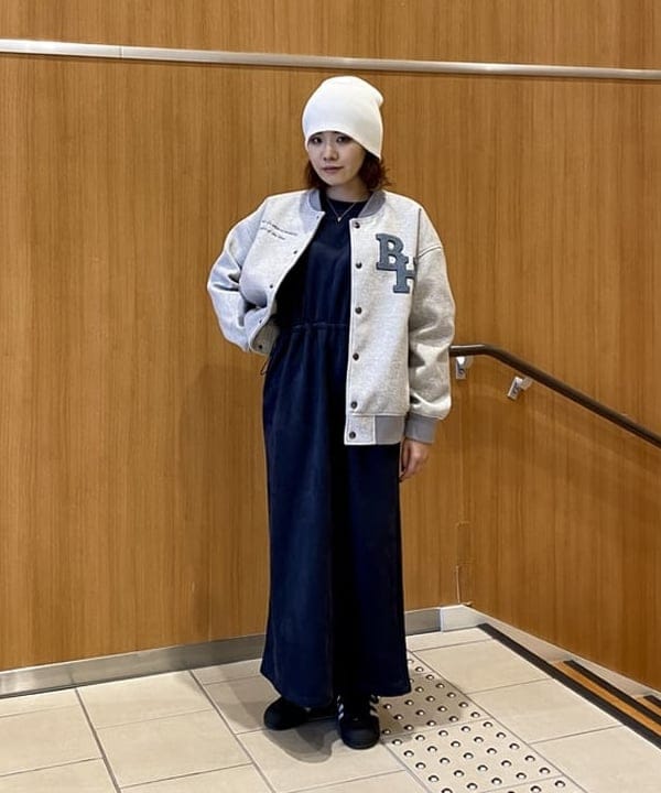 BEAMS HEARTのBHロゴ ビッグシルエット スタジャンを使ったコーディネートを紹介します。｜Rakuten Fashion(楽天ファッション／旧楽天ブランドアベニュー)6547958