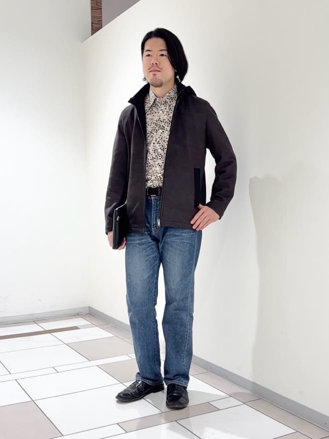 TAKEO KIKUCHIの【JUST ONE LAYER】ダウンファブリック ジップアップ フード ブルゾンを使ったコーディネートを紹介します。｜Rakuten Fashion(楽天ファッション／旧楽天ブランドアベニュー)6550199