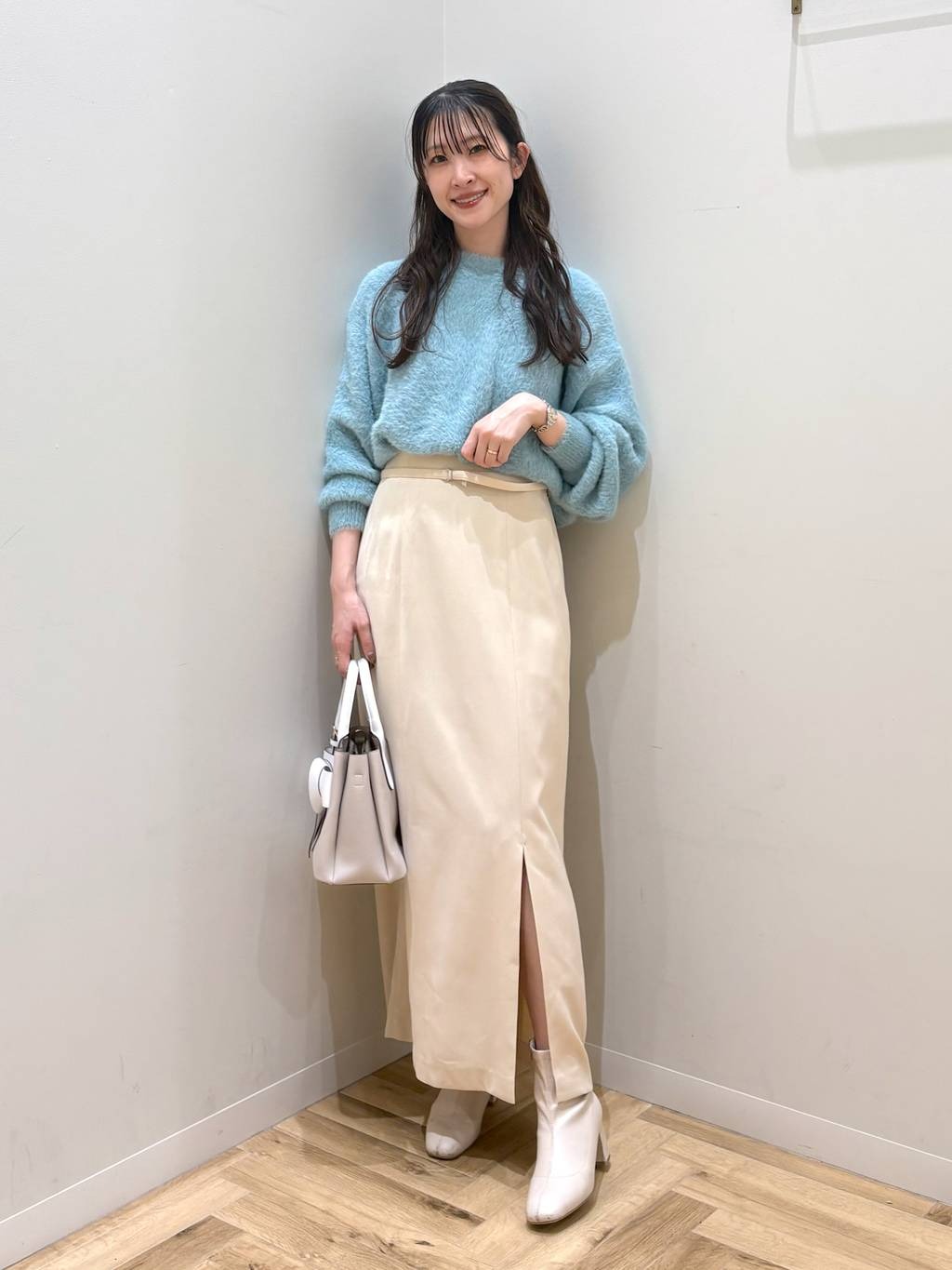 mysty womanの無地・柄シャギーニットプルオーバーを使ったコーディネートを紹介します。｜Rakuten Fashion(楽天ファッション／旧楽天ブランドアベニュー)6554613