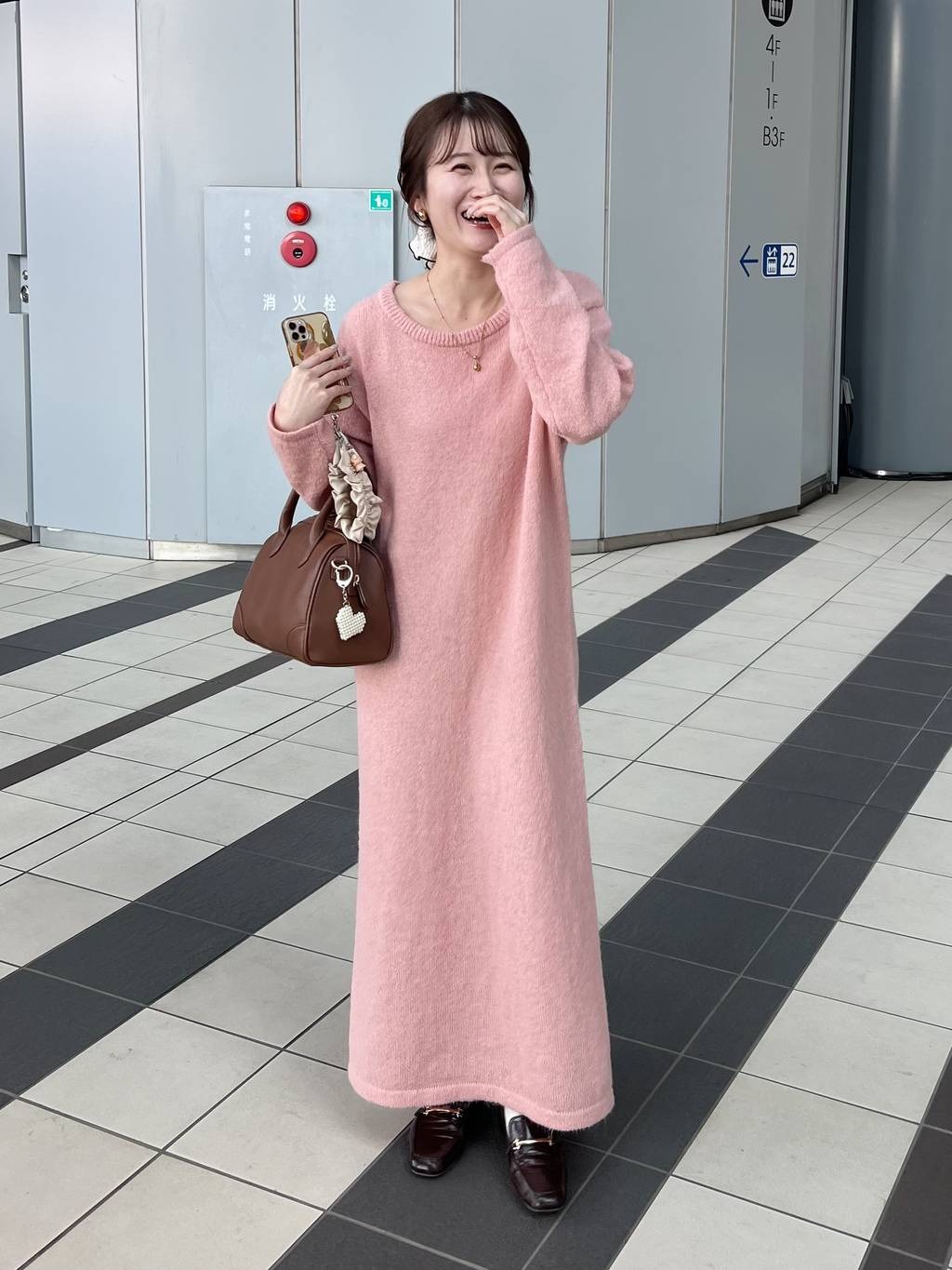mysty womanのエヴリデイワンピースを使ったコーディネートを紹介します。｜Rakuten Fashion(楽天ファッション／旧楽天ブランドアベニュー)6554617