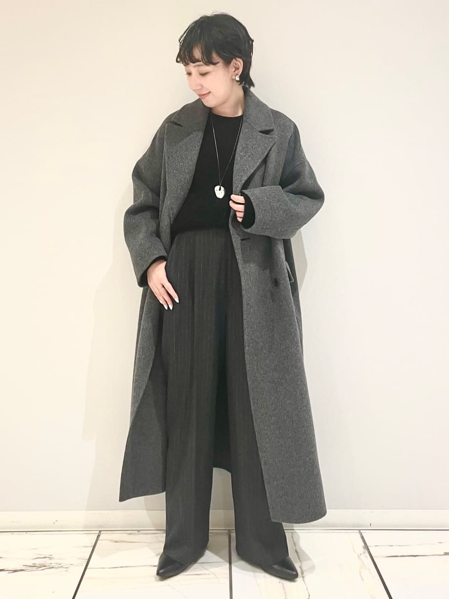 1er ArrondissementのTOPダブルビーバーチェスターコートを使ったコーディネートを紹介します。｜Rakuten Fashion(楽天ファッション／旧楽天ブランドアベニュー)6556104