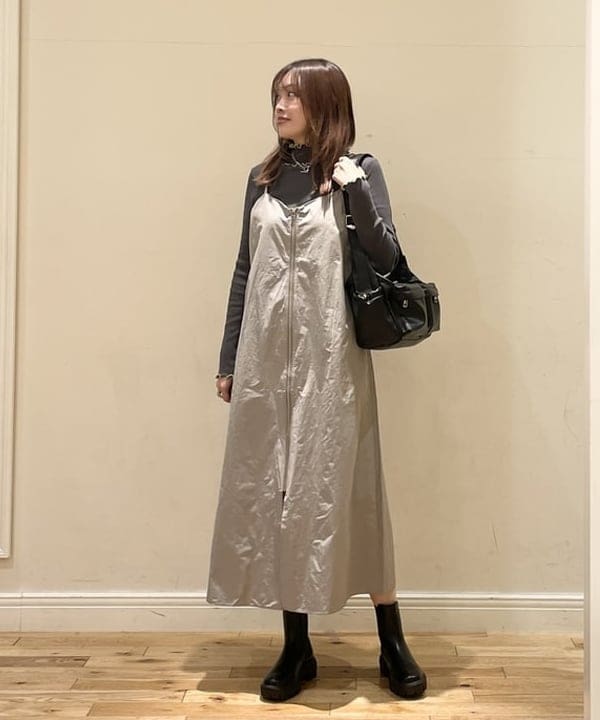 BEAMS HEARTのジップ キャミソール ワンピース * スウェット プルオーバーを使ったコーディネートを紹介します。｜Rakuten Fashion(楽天ファッション／旧楽天ブランドアベニュー)6556195