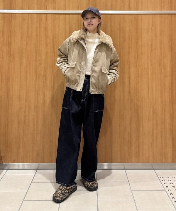 BEAMS HEARTの中綿 コーデュロイ 襟ボア ブルゾンを使ったコーディネートを紹介します。｜Rakuten Fashion(楽天ファッション／旧楽天ブランドアベニュー)6556275