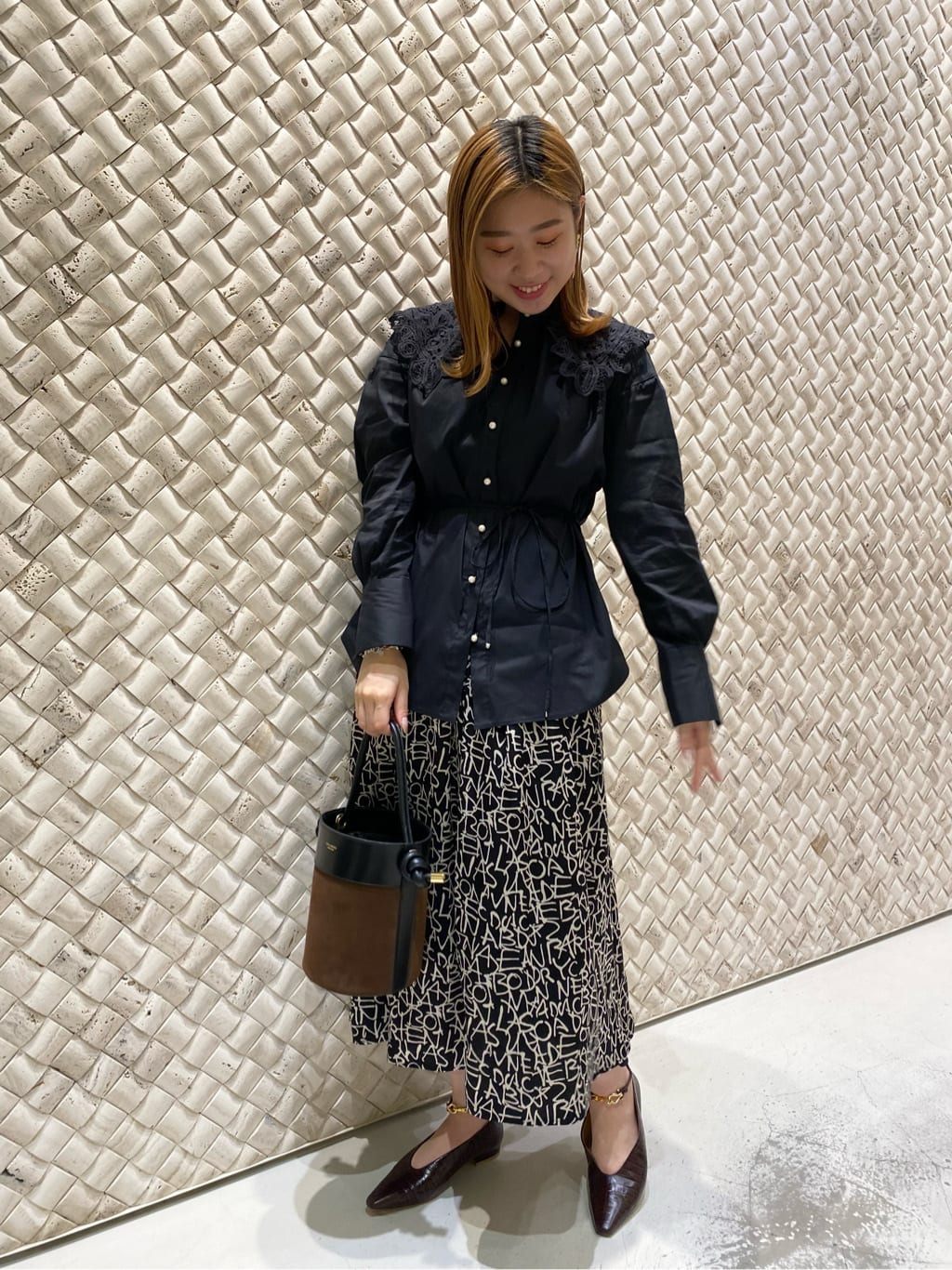 allurevilleのコーディネートを紹介します。｜Rakuten Fashion(楽天ファッション／旧楽天ブランドアベニュー)6557000