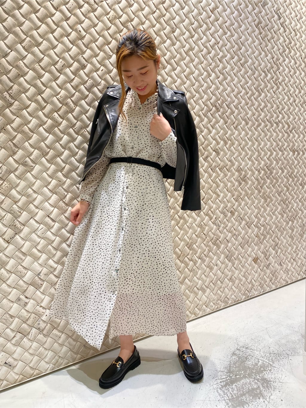 allurevilleのコーディネートを紹介します。｜Rakuten Fashion(楽天ファッション／旧楽天ブランドアベニュー)6557010