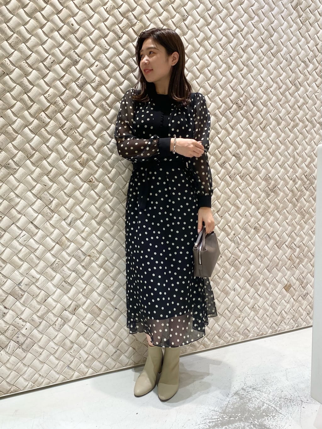 allurevilleのコーディネートを紹介します。｜Rakuten Fashion(楽天ファッション／旧楽天ブランドアベニュー)6557048