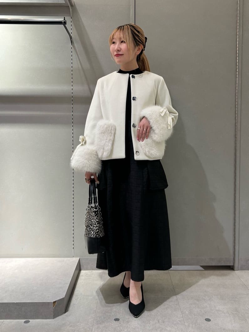 Vin | リボン袖ファーアクセントショートコート | Rakuten Fashion