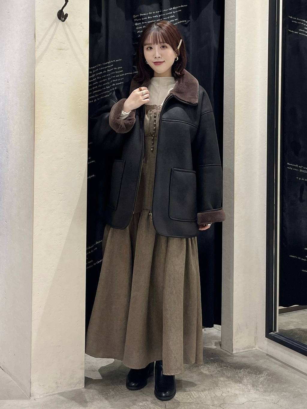 mysty womanのファーボンディングボマーブルゾンを使ったコーディネートを紹介します。｜Rakuten Fashion(楽天ファッション／旧楽天ブランドアベニュー)6576459