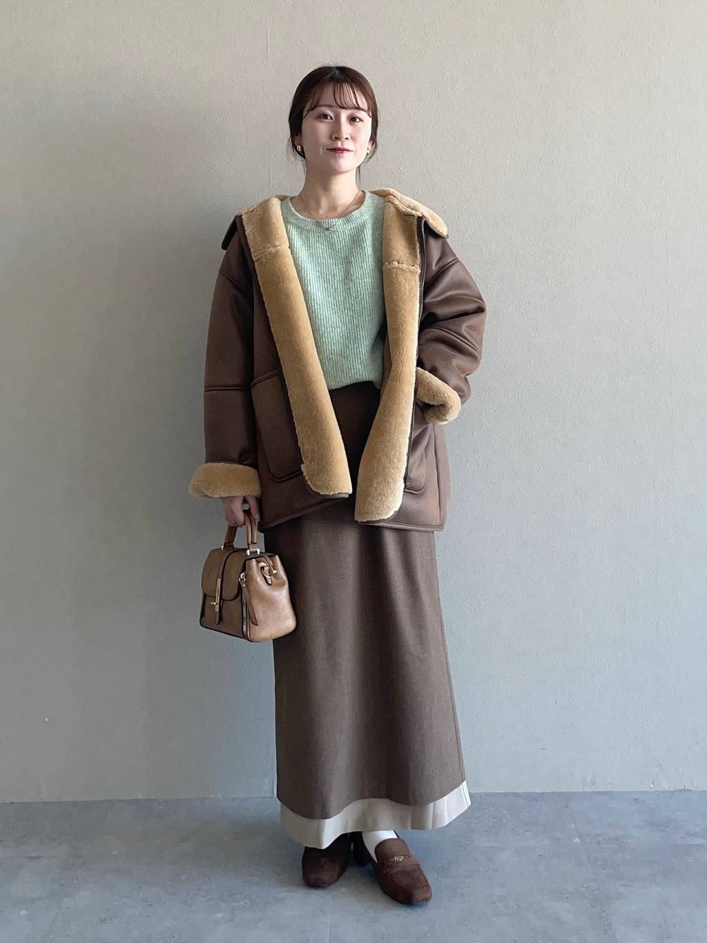 mysty womanの【WEB限定】アイスクリームクルーニットを使ったコーディネートを紹介します。｜Rakuten Fashion(楽天ファッション／旧楽天ブランドアベニュー)6576456