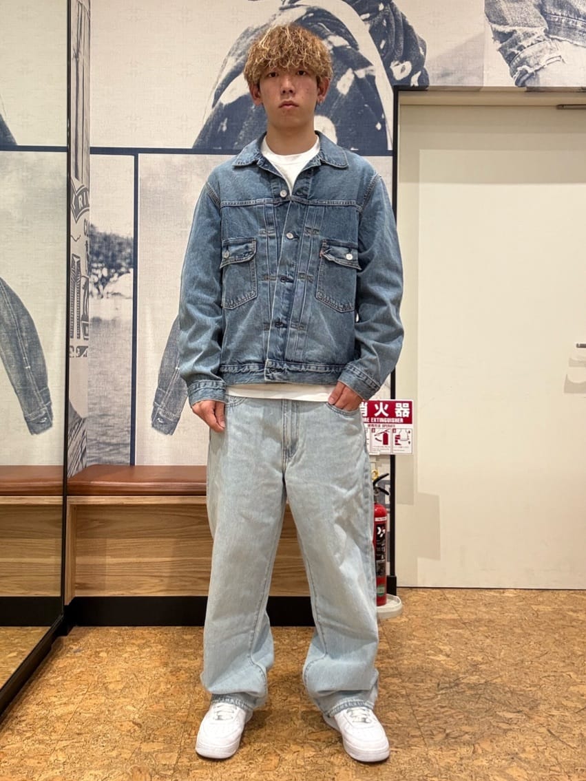 Levi'sの578(TM) バギージーンズ ライトインディゴを使った