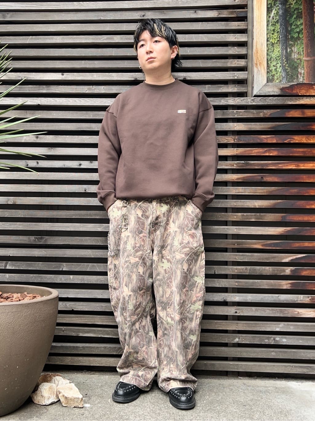FREAK'S STORE | スーパーワイド カーブシルエット カモ柄ペインター