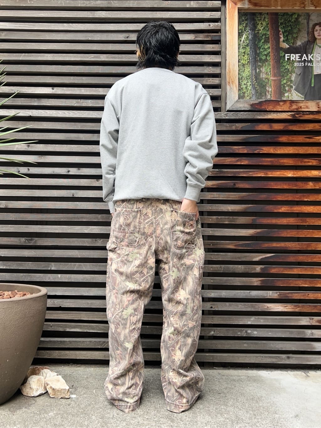 FREAK'S STORE | スーパーワイド カーブシルエット カモ柄ペインター