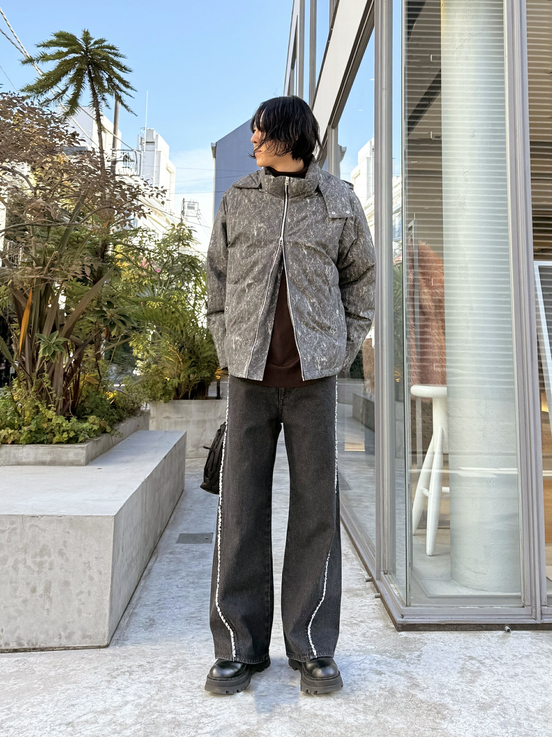 LOVELESSのニュアンスプリントフーディーダウンを使ったコーディネートを紹介します。｜Rakuten Fashion(楽天ファッション／旧楽天ブランドアベニュー)6590392