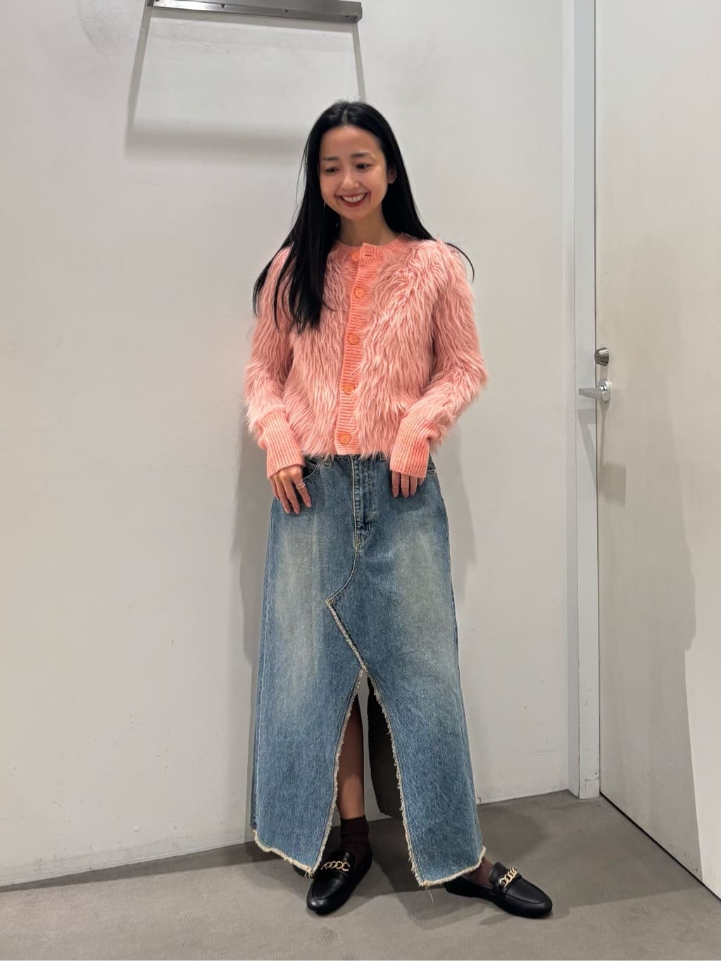 ＜ASTRAET＞シャギー クルーネック カーディガン ASTRAET＞シャギー クルーネック カーディガン