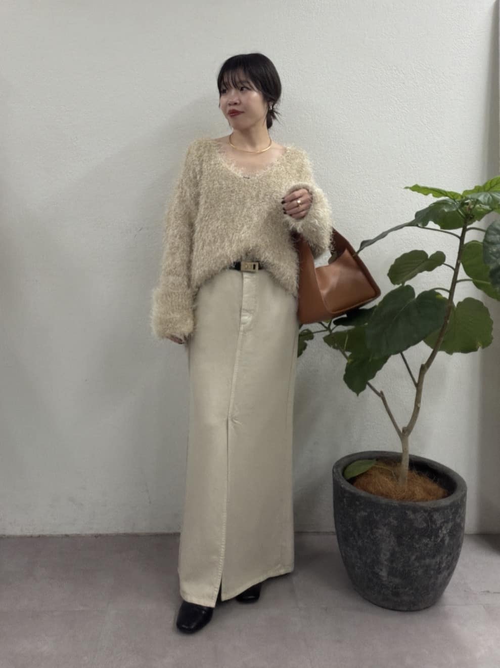 GALLARDAGALANTEの【セットアップ対応】リヨセルスリットスカートを使ったコーディネートを紹介します。｜Rakuten Fashion(楽天ファッション／旧楽天ブランドアベニュー)6606824