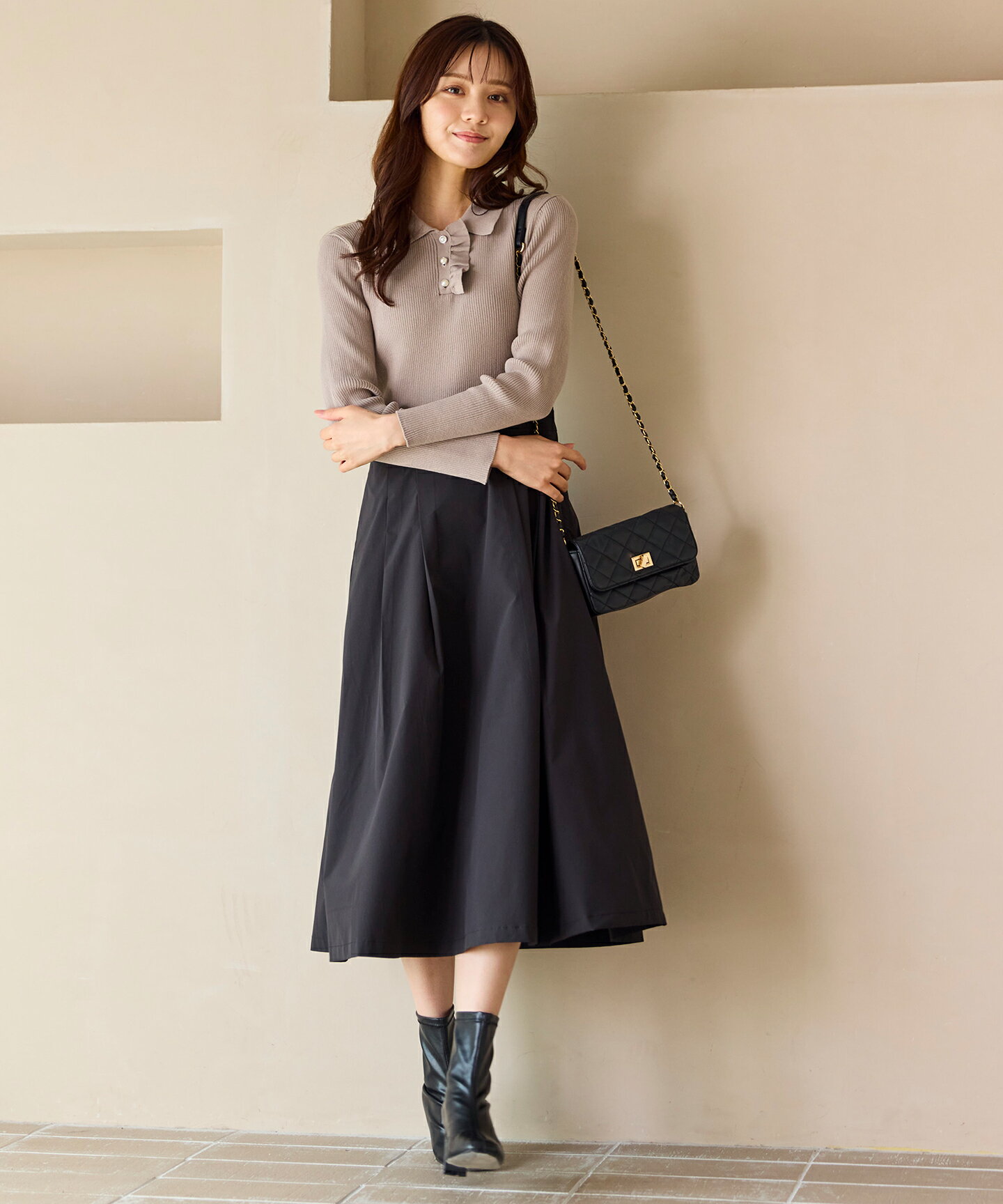 Ferouxの襟付きドッキング ワンピースを使ったコーディネートを紹介します。｜Rakuten Fashion(楽天ファッション／旧楽天ブランドアベニュー)6610981