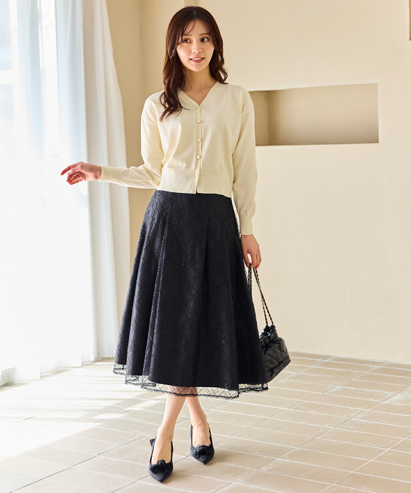 Ferouxの美シルエット ニット カーディガンを使ったコーディネートを紹介します。｜Rakuten Fashion(楽天ファッション／旧楽天ブランドアベニュー)6611013
