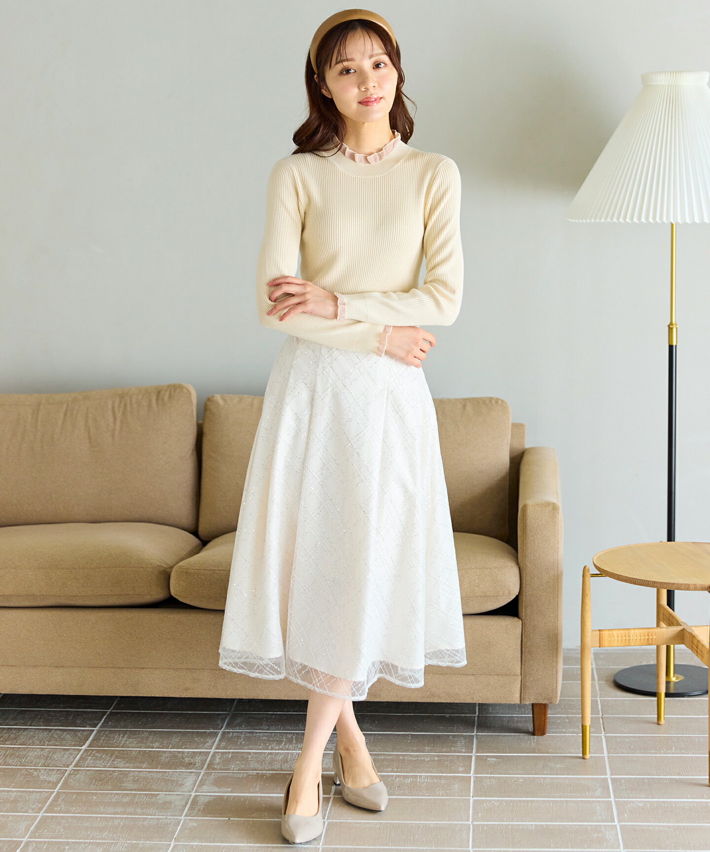 Ferouxのきらめきチェックフレア スカートを使ったコーディネートを紹介します。｜Rakuten Fashion(楽天ファッション／旧楽天ブランドアベニュー)6611064