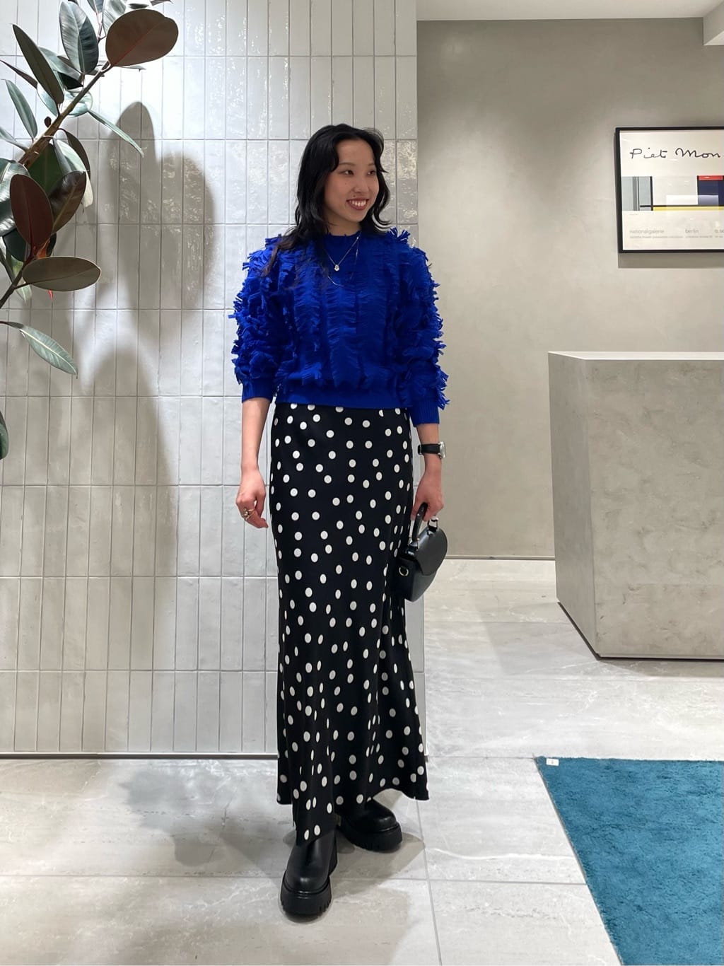 allurevilleのコインドットナロースカートを使ったコーディネートを紹介します。｜Rakuten Fashion(楽天ファッション／旧楽天ブランドアベニュー)6612195