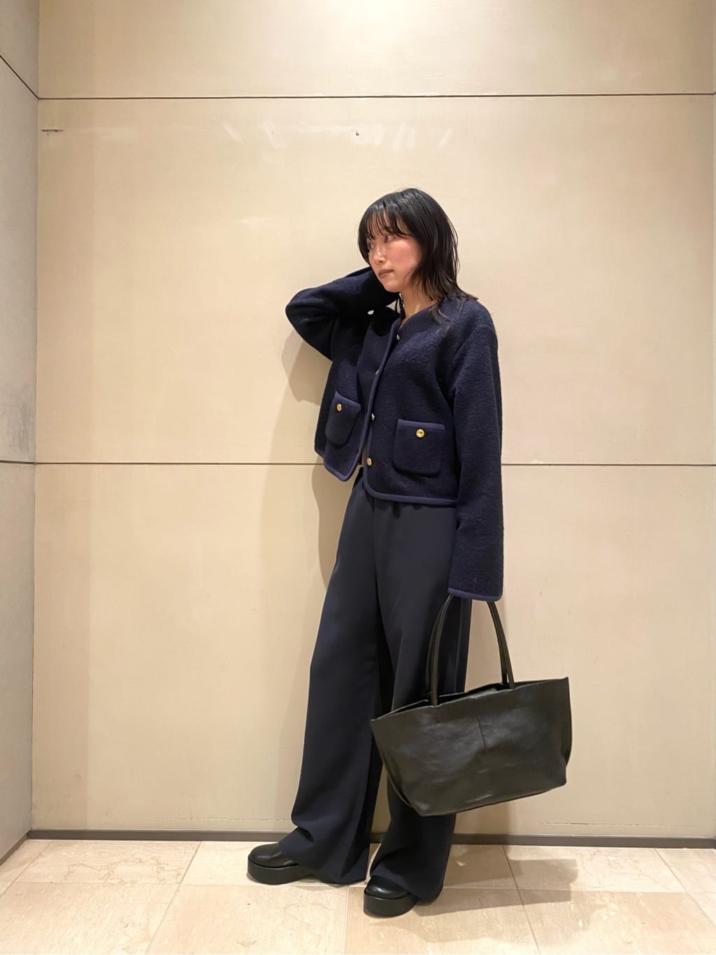 GALLARDAGALANTEの【累計販売1万枚超!】【美脚パンツ】ワイドドロストパンツを使ったコーディネートを紹介します。｜Rakuten Fashion(楽天ファッション／旧楽天ブランドアベニュー)6612485