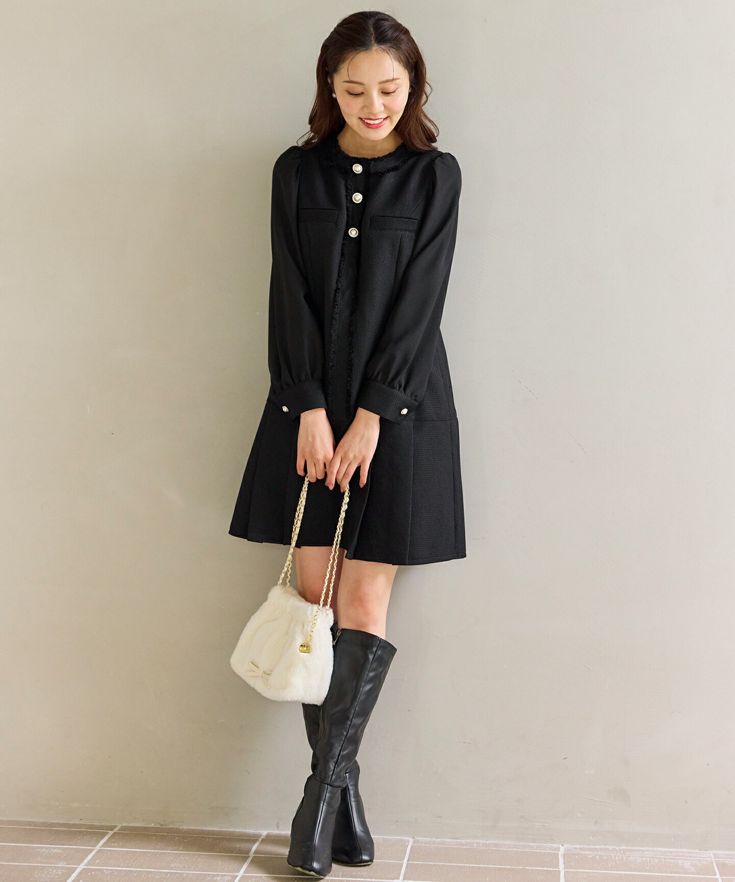 Ferouxのツイードミディ ワンピースを使ったコーディネートを紹介します。｜Rakuten Fashion(楽天ファッション／旧楽天ブランドアベニュー)6616706