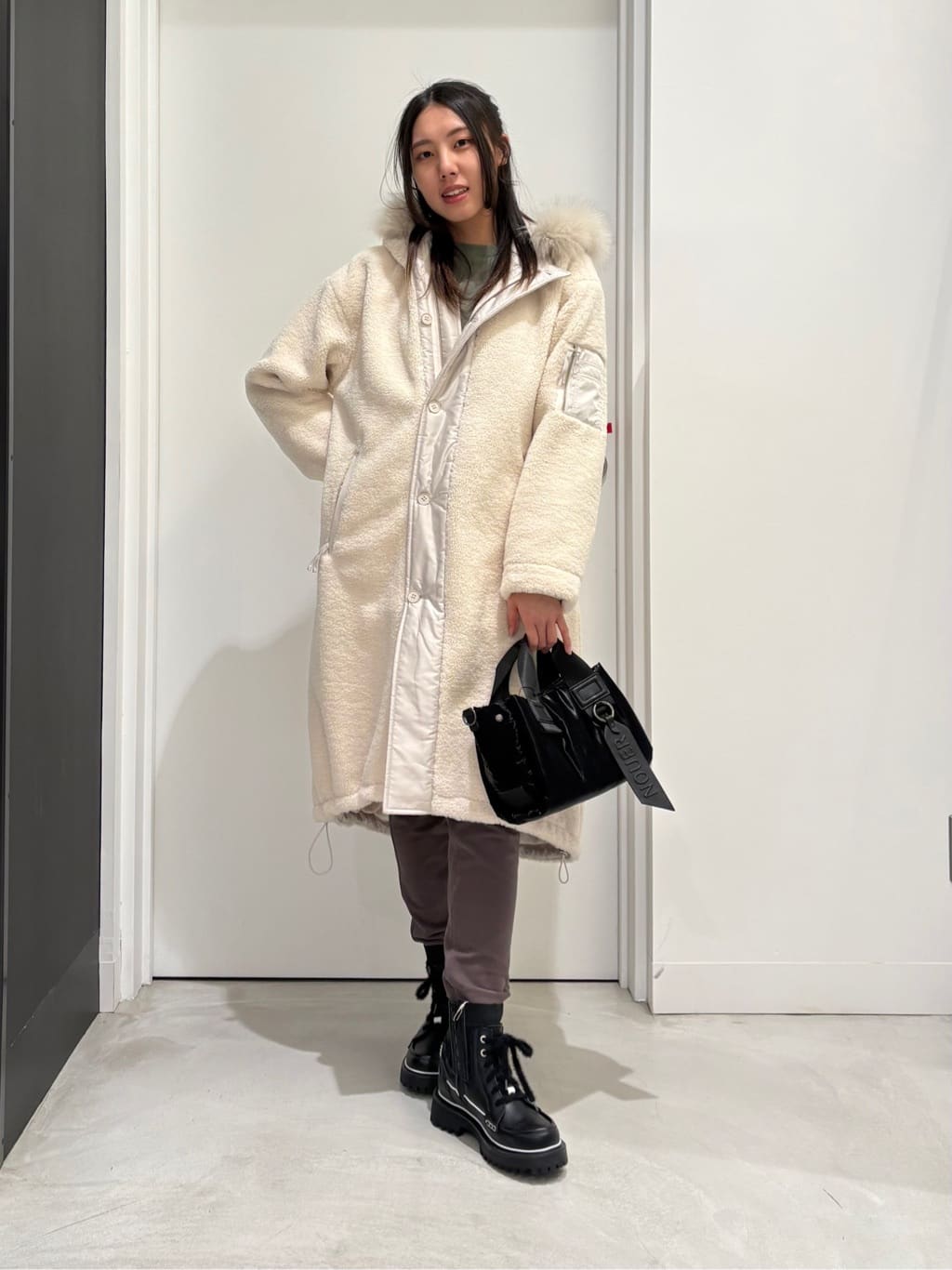 LASUDのファーフーデッドボアコートを使ったコーディネート | Rakuten