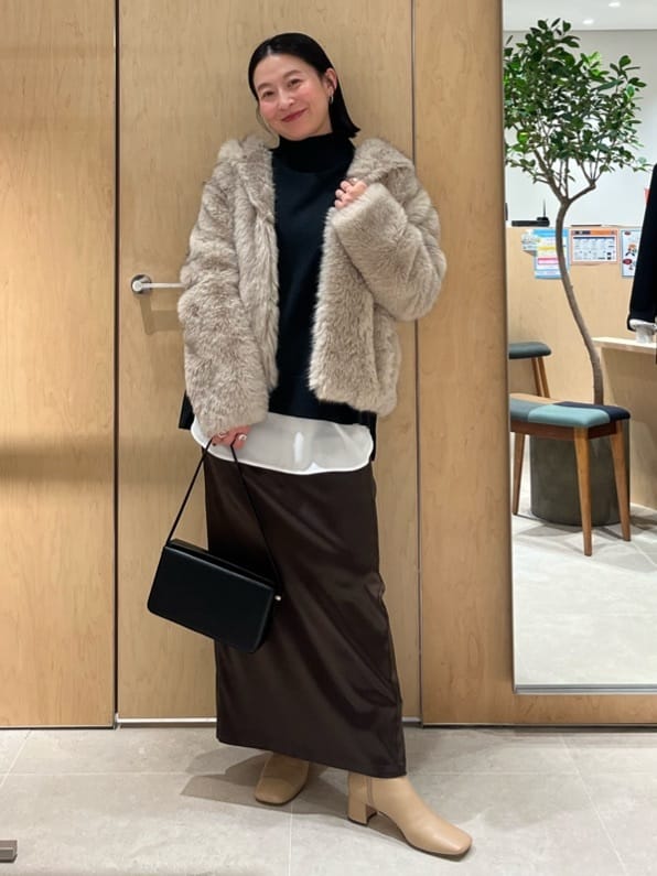 GALLARDAGALANTEのラウンドブラウスTeeを使ったコーディネートを紹介します。｜Rakuten Fashion(楽天ファッション／旧楽天ブランドアベニュー)6623211