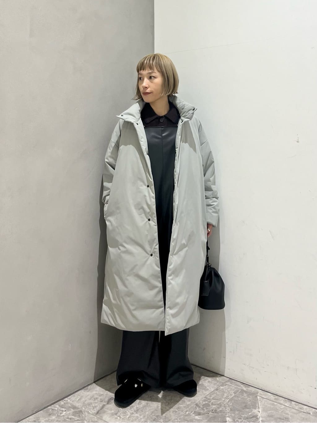 ＜hALON＞レザー 巾着バッグ halon ショルダーバッグ 「hALON」レザー 巾着バッグ メンズ