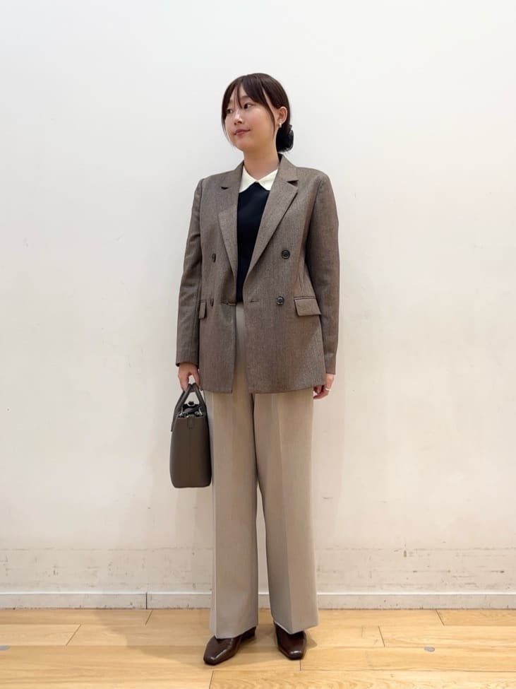 UNITED ARROWS 襟付きニット 襟付きニットのご紹介✨ 襟付きでキチンと見えするニットが入荷してい