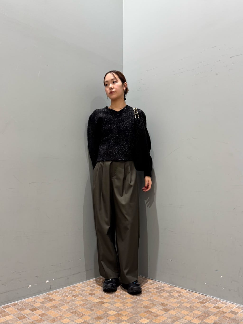 UNITED ARROWS LTD. OUTLET | バックラップ タックワイドパンツ