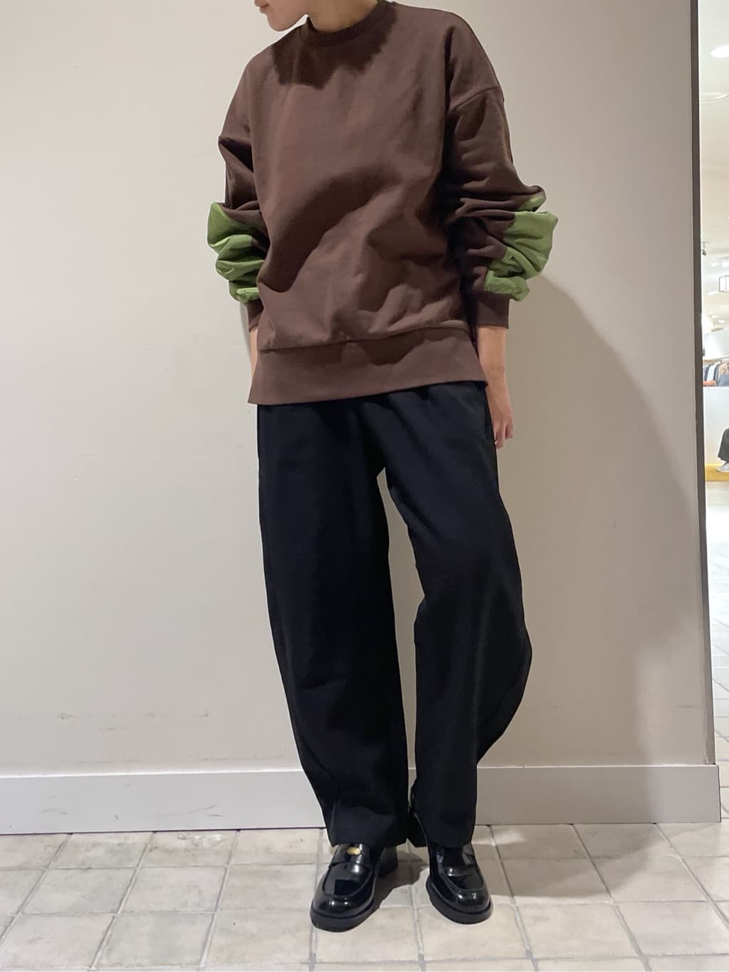 STACCATOのレイスヒールローファーを使ったコーディネートを紹介します。｜Rakuten Fashion(楽天ファッション／旧楽天ブランドアベニュー)6650383