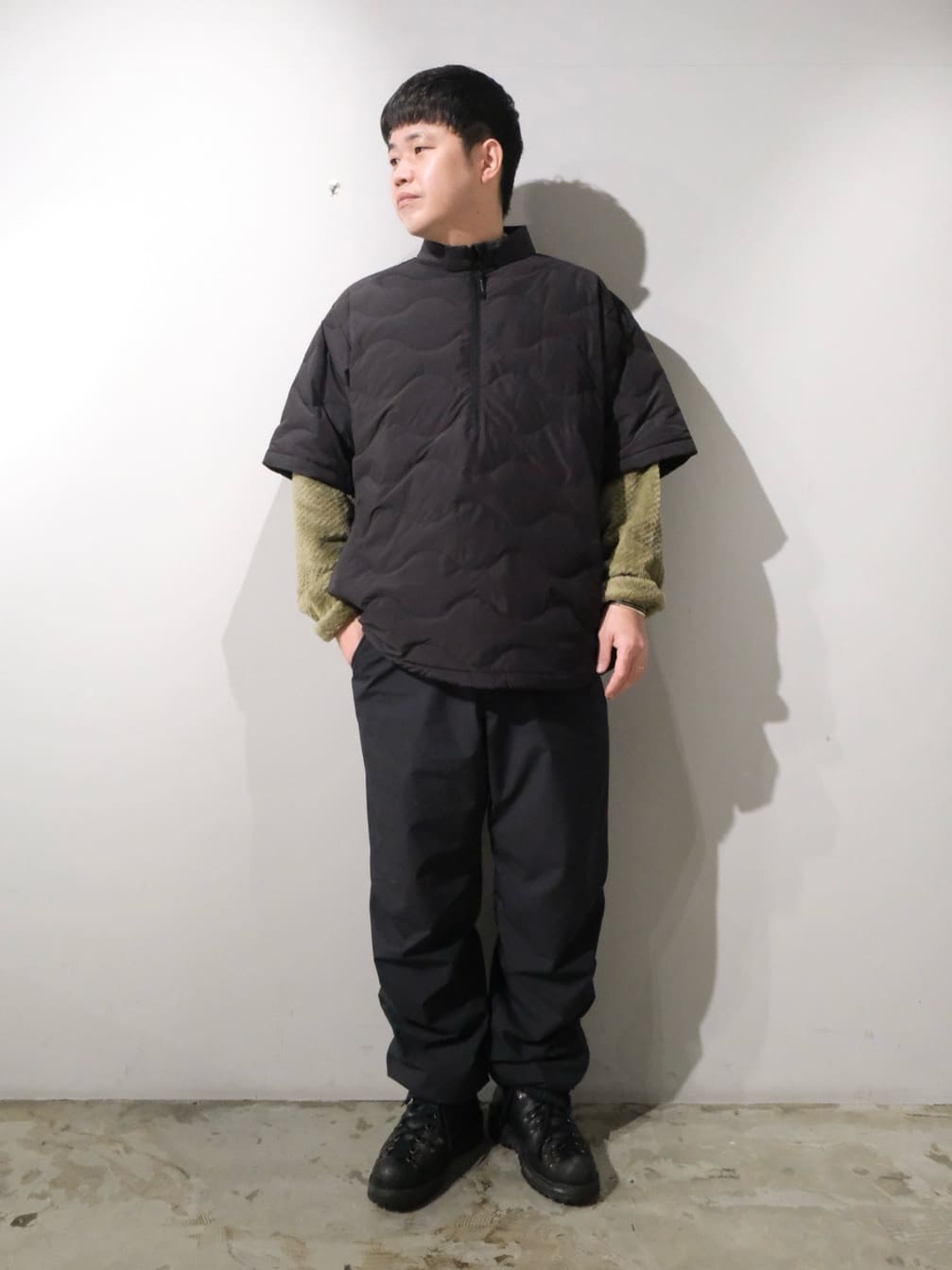 Snow PeakのSeamless Quilted Down Pulloverを使ったコーディネートを紹介します。｜Rakuten Fashion(楽天ファッション／旧楽天ブランドアベニュー)6651066