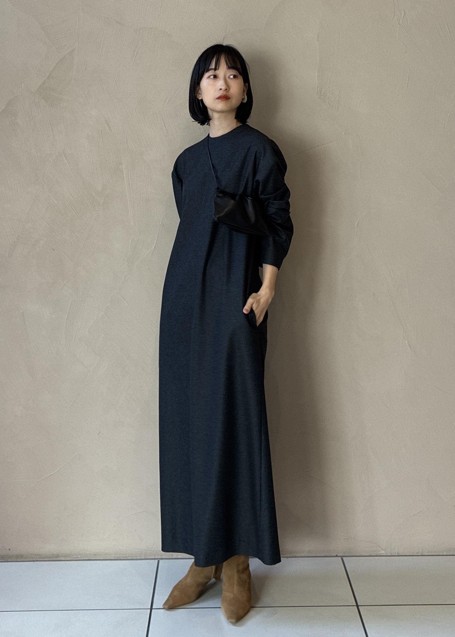 SALON adam et rope'のポインテッドトゥ レザーヒールショートブーツを使ったコーディネートを紹介します。｜Rakuten Fashion(楽天ファッション／旧楽天ブランドアベニュー)6751689