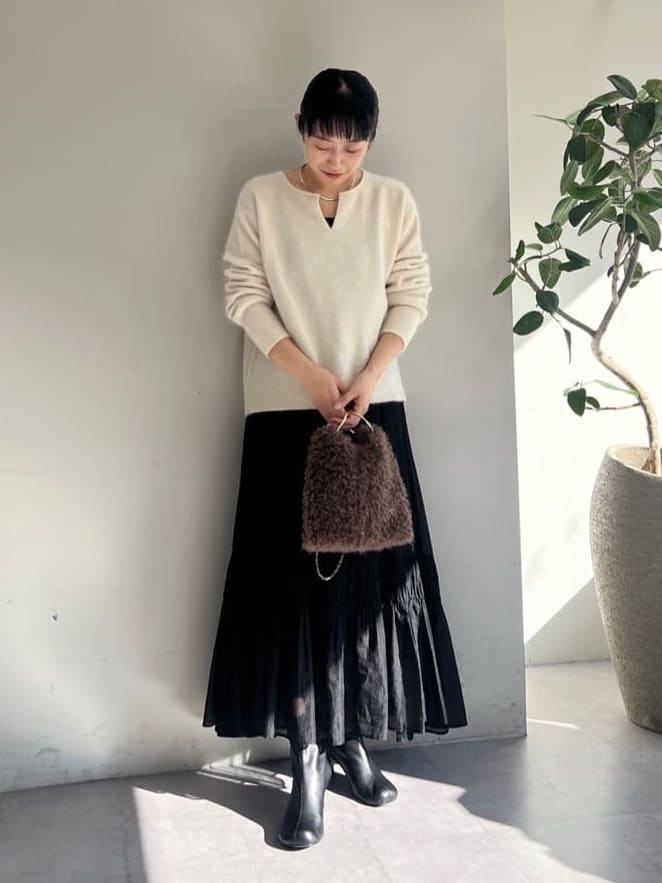 GALLARDAGALANTEの【ミニマルで万能!】ネックカフを使ったコーディネートを紹介します。｜Rakuten Fashion(楽天ファッション／旧楽天ブランドアベニュー)6656987