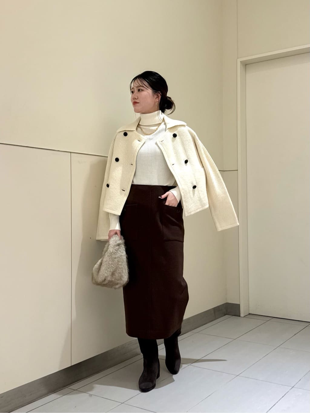 allurevilleの2WAYネックリブタートルを使ったコーディネートを紹介します。｜Rakuten Fashion(楽天ファッション／旧楽天ブランドアベニュー)6658280