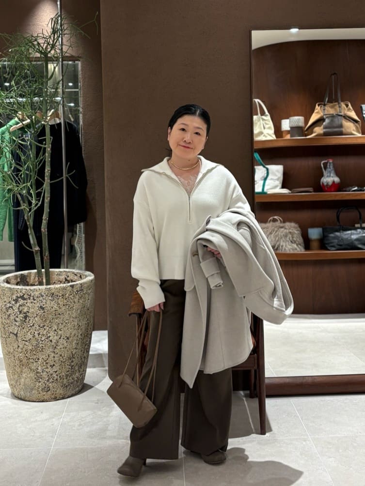 GALLARDAGALANTEの【ミニマルで万能!】ネックカフを使ったコーディネートを紹介します。｜Rakuten Fashion(楽天ファッション／旧楽天ブランドアベニュー)6659197