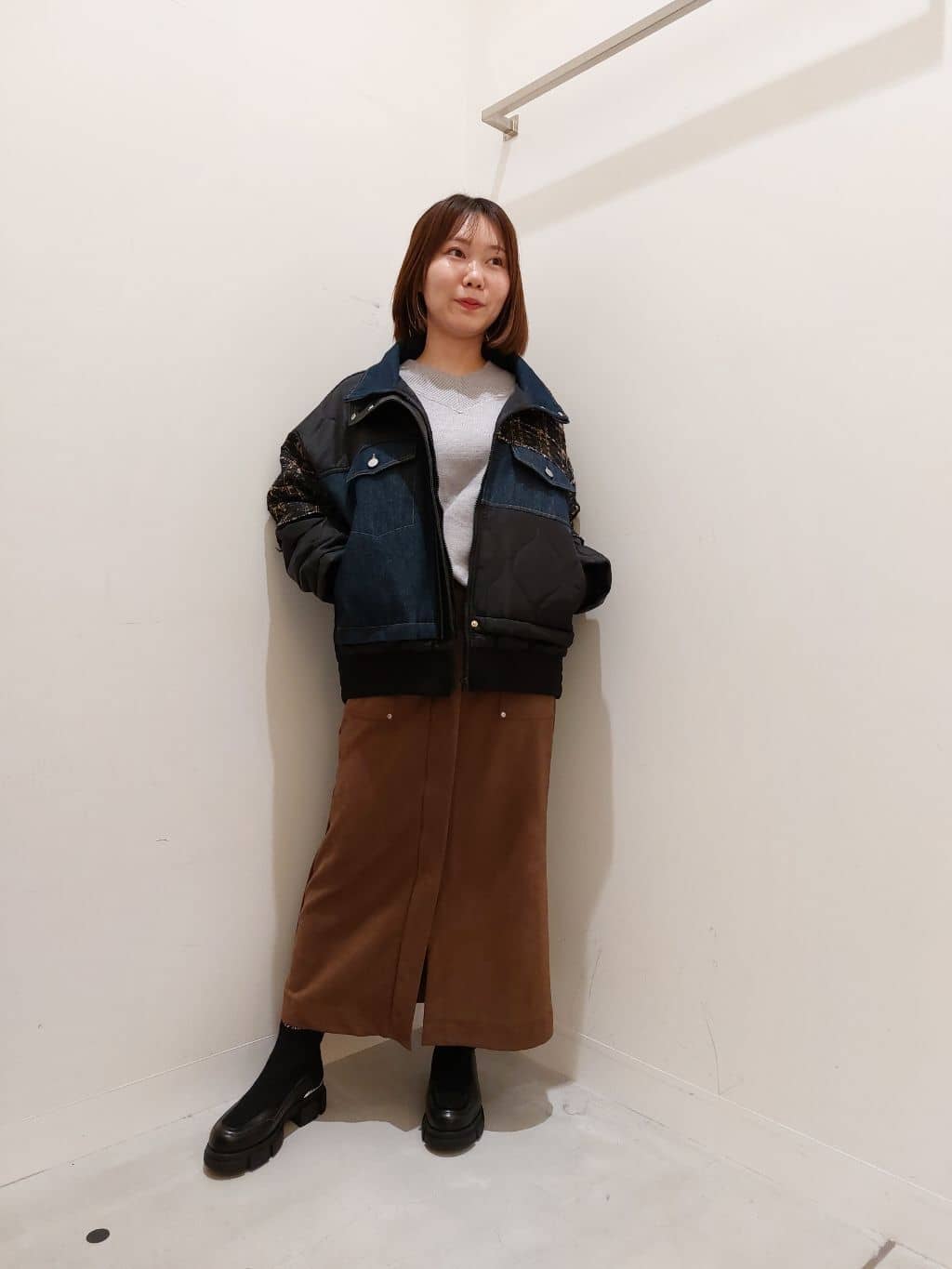 LASUDのバルーンヘムフリースジップジャケットを使ったコーディネート