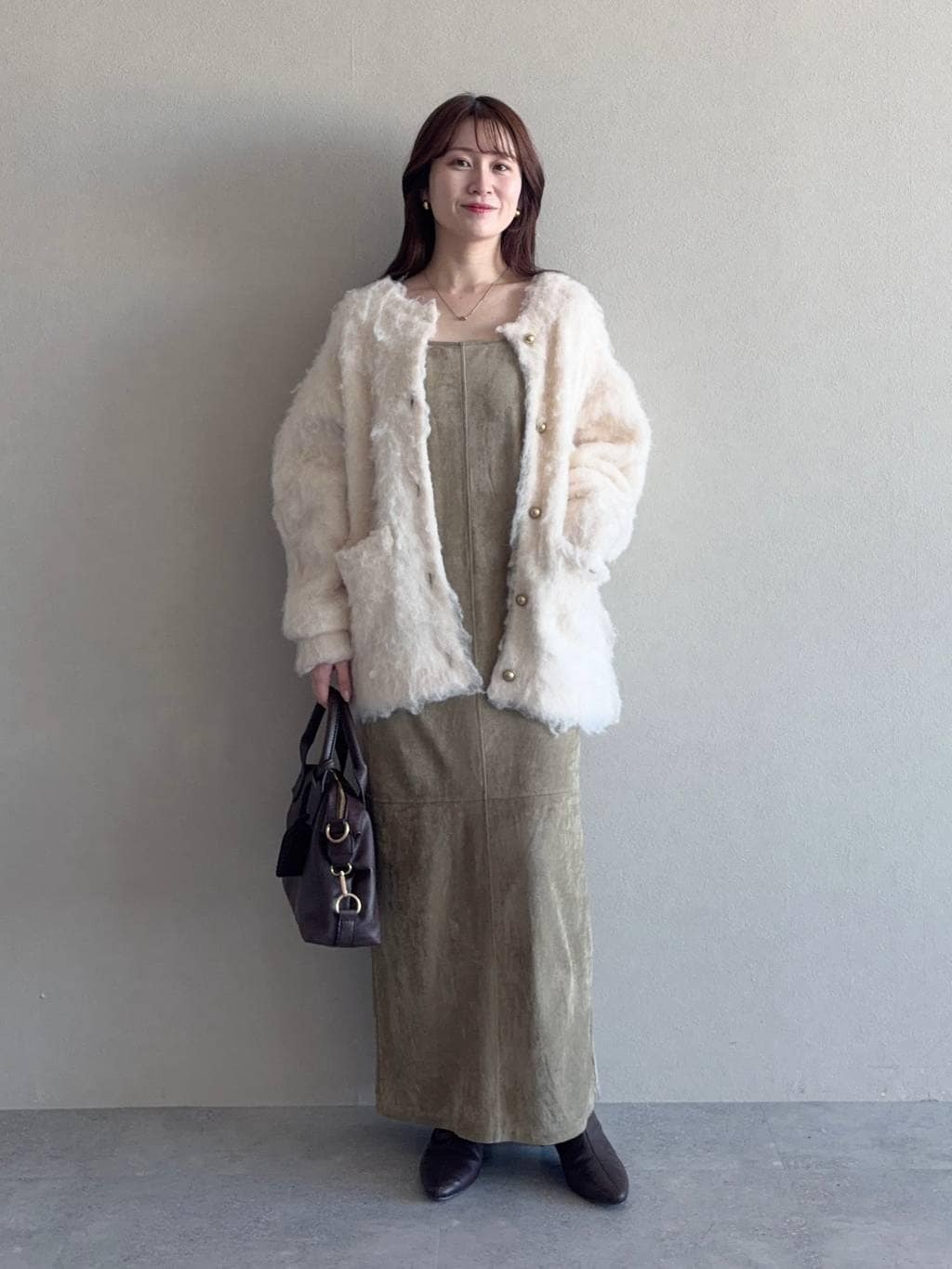 mysty womanのモヘヤライクミドルカーデを使ったコーディネートを紹介します。｜Rakuten Fashion(楽天ファッション／旧楽天ブランドアベニュー)6665193