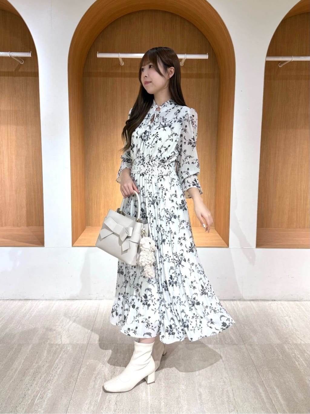 PROPORTION BODY DRESSINGのフロントリボンバッグ 26SSを使ったコーディネートを紹介します。｜Rakuten Fashion(楽天ファッション／旧楽天ブランドアベニュー)6668302