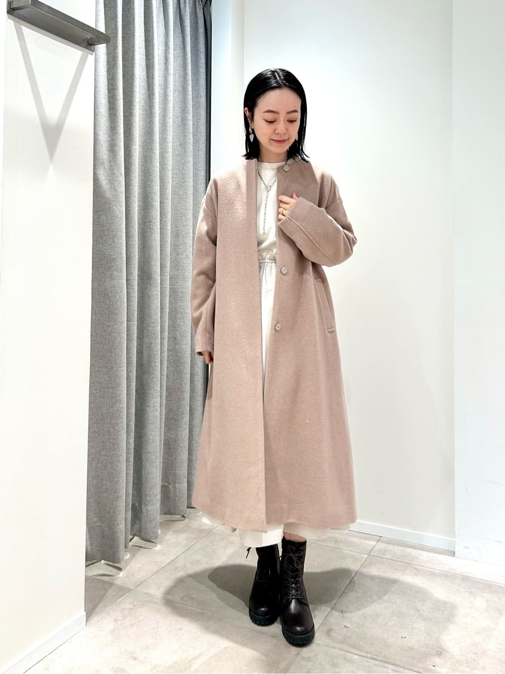 NATURAL BEAUTY BASIC | フォルムノーカラーロングコート | Rakuten