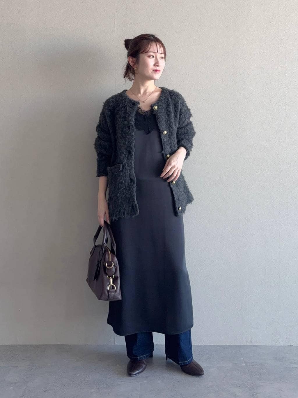 mysty womanのモヘヤライクミドルカーデを使ったコーディネートを紹介します。｜Rakuten Fashion(楽天ファッション／旧楽天ブランドアベニュー)6685840