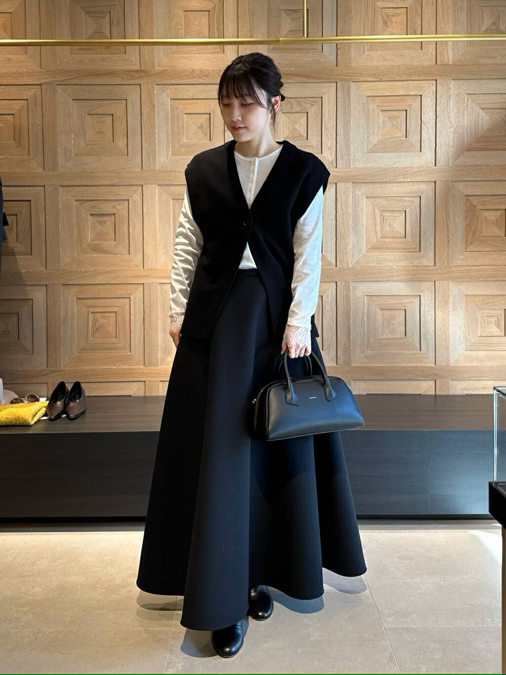 CurensologyのヘンリーレースロングスリーブTシャツを使ったコーディネートを紹介します。｜Rakuten Fashion(楽天ファッション／旧楽天ブランドアベニュー)6686657